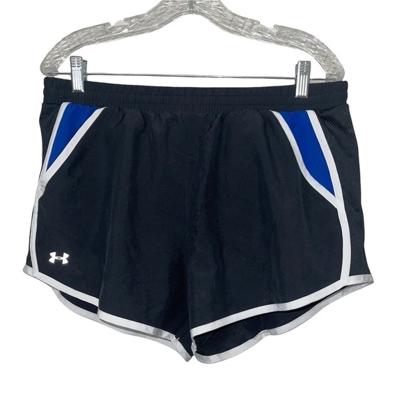 Under Armor Woman Shorts Size L ! - Picture 1 of 6